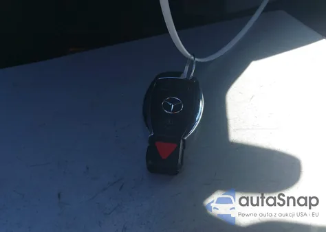 2016 Mercedes-Benz E 350 from USA, damaged, VIN WDDHF5KB9GB206435